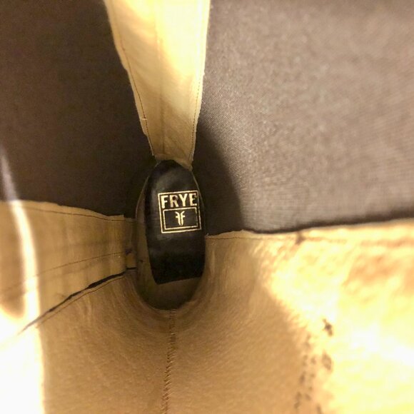 FRYE BELTED TALL INSIDE ZIP - Picture 9 of 10